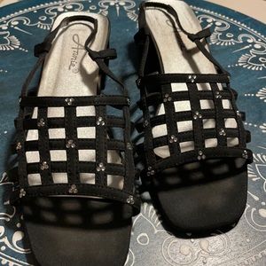 Annie heels